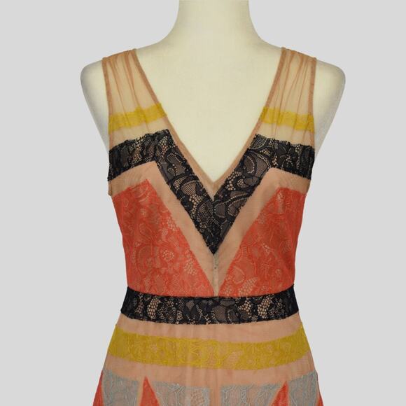 BCBGMAXAZRIA Women's Color-Block Lace-Appliqué Maxi Dress Size 2 - Picture 4 of 10